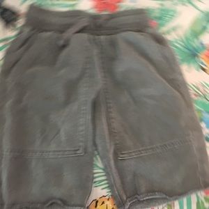 6/$25 Gap Short 4-5 Years